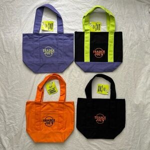 Trader Joe's Halloween Mini Tote Bag Set of 4